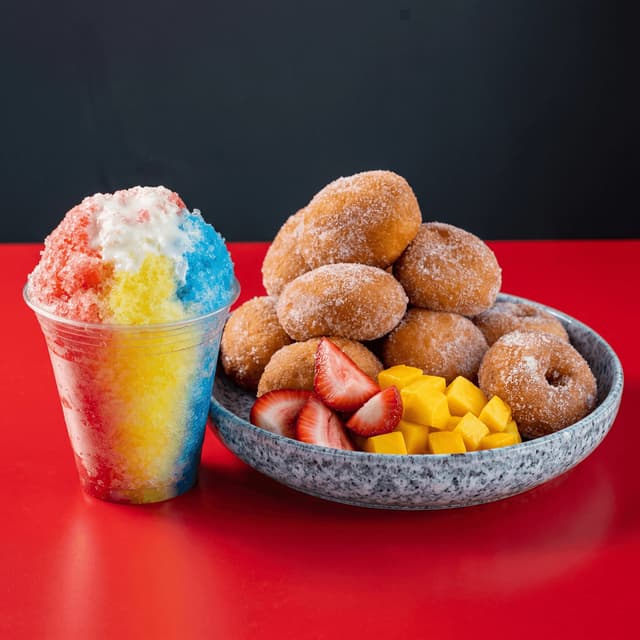 Shave ice rainbow stripes snow cap malasadas donuts red cafe — shave ice malasadas card photography