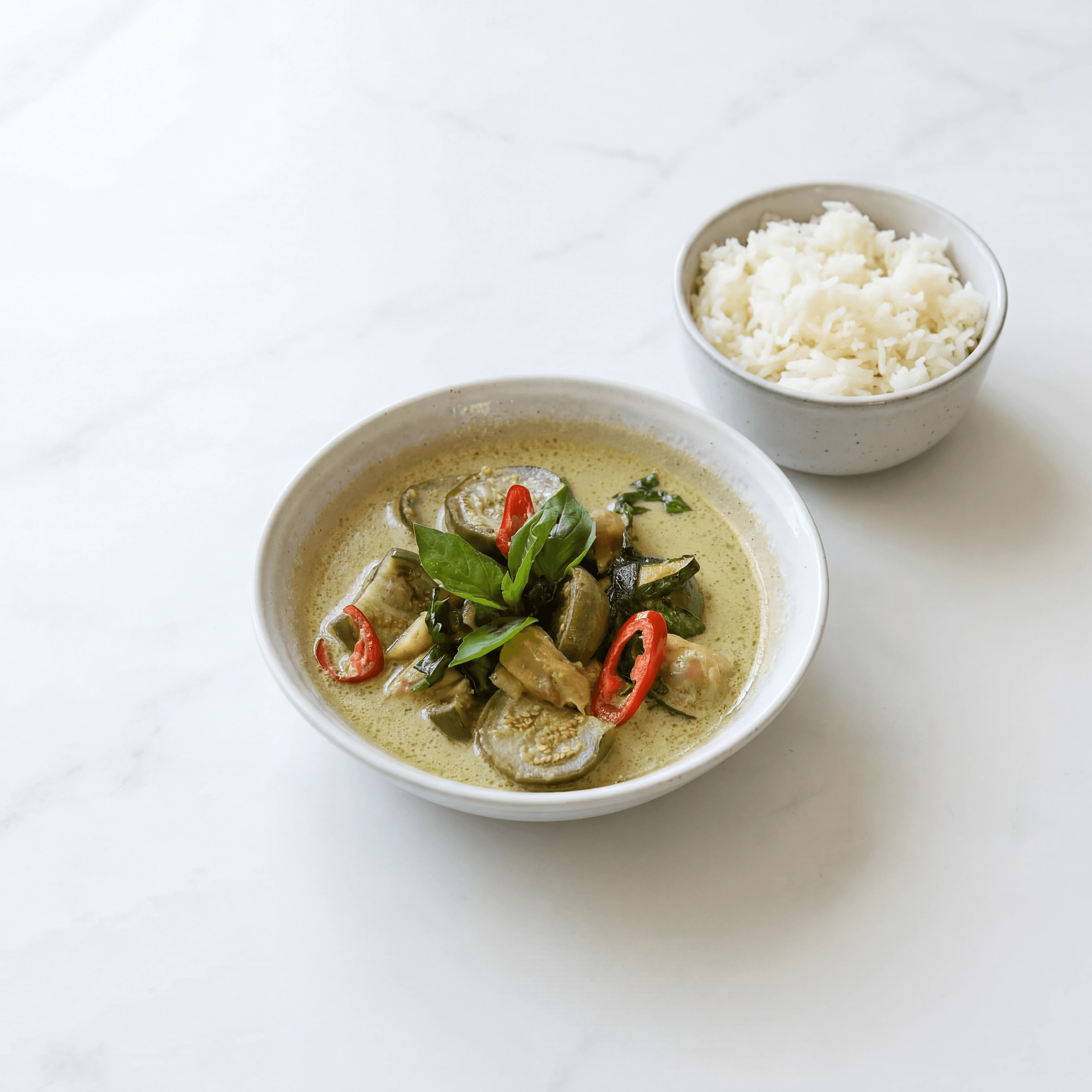 Thai green curry chicken basil eggplant coconut bowl jasmine rice — green curry hero photography